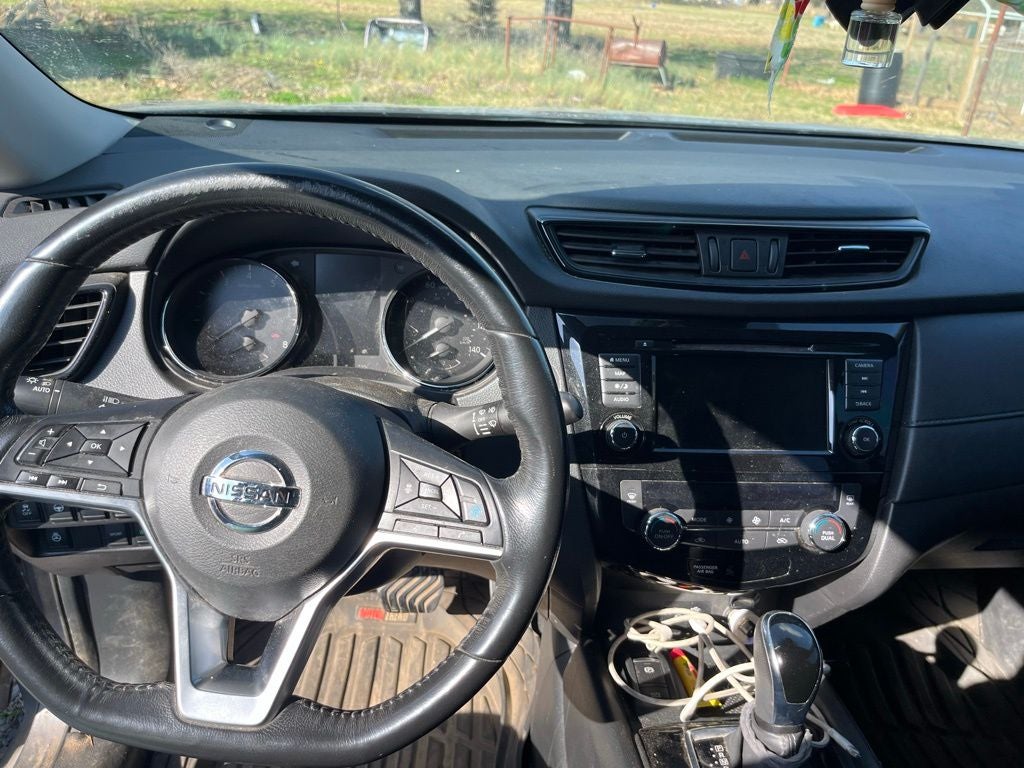 2019 Nissan Rogue SV HEATED SEATS / NAV