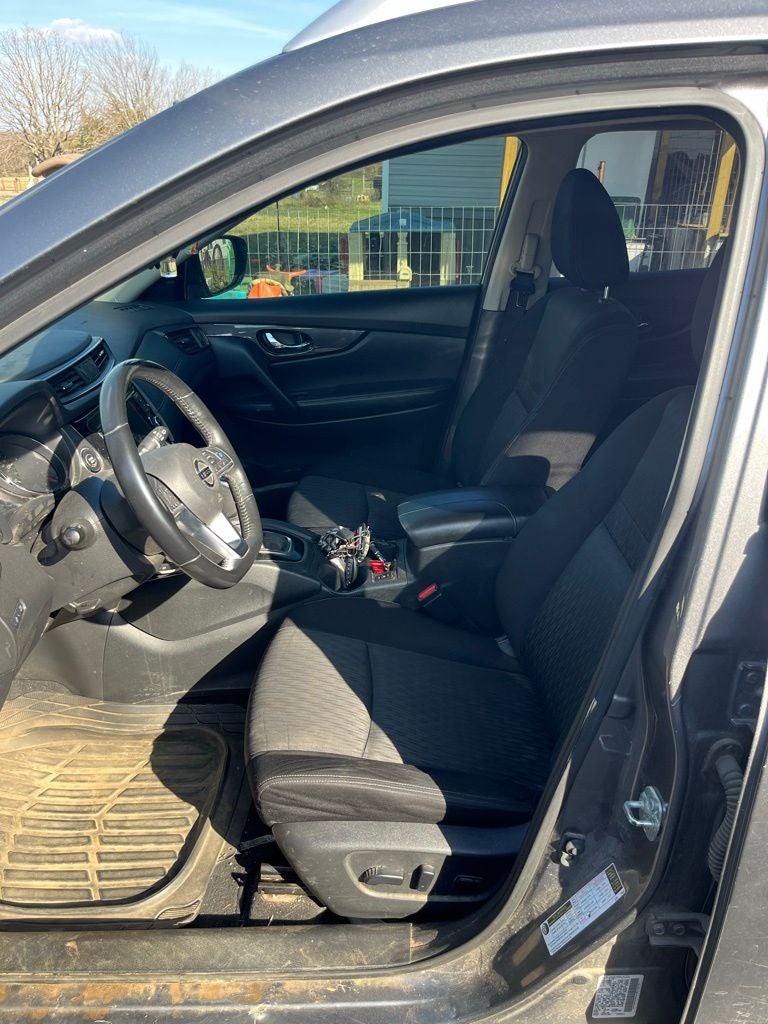 2019 Nissan Rogue SV HEATED SEATS / NAV