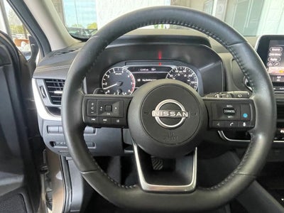 2024 Nissan Rogue SV PREMIUM PACKAGE / MOONROOF / LEATHER