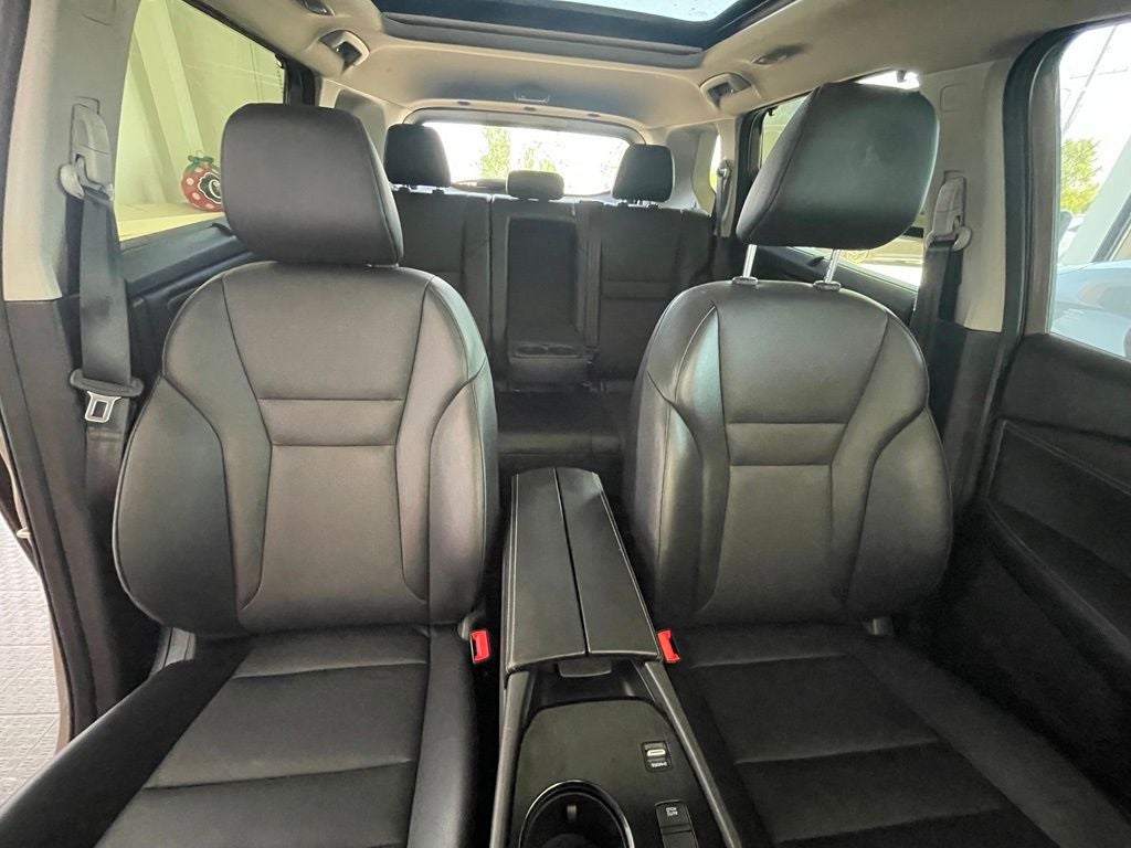 2024 Nissan Rogue SV PREMIUM PACKAGE / MOONROOF / LEATHER