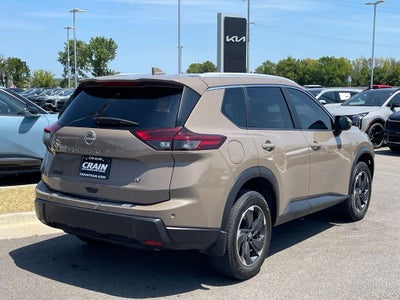 2024 Nissan Rogue SV PREMIUM PACKAGE / MOONROOF / LEATHER