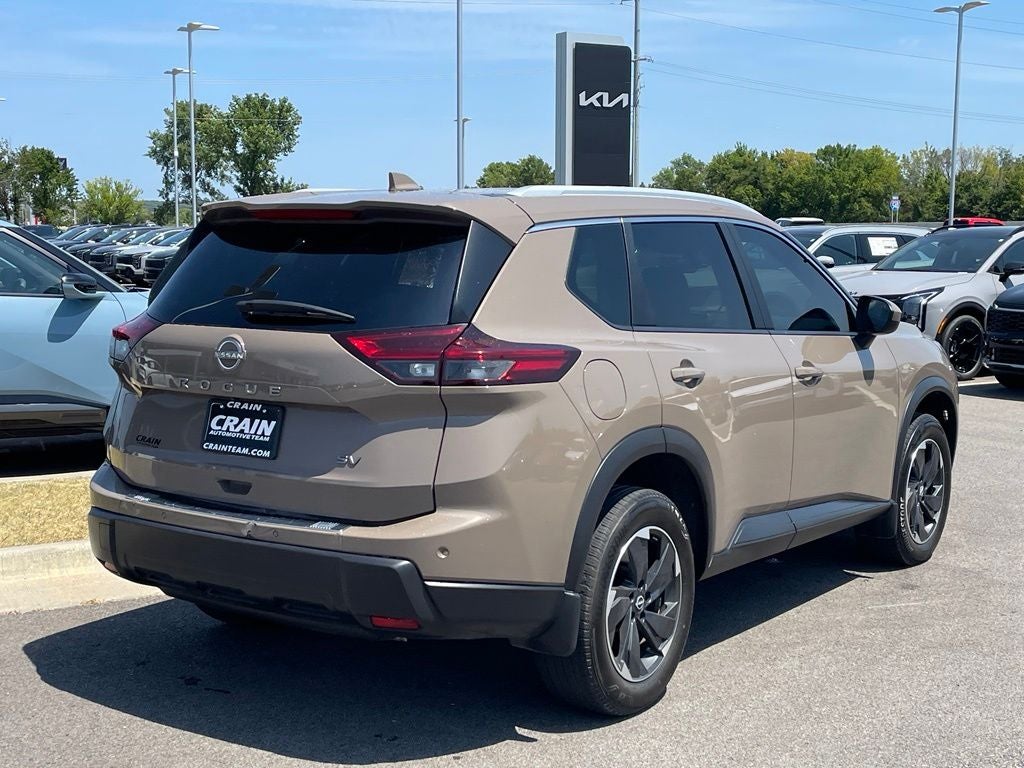 2024 Nissan Rogue SV PREMIUM PACKAGE / MOONROOF / LEATHER