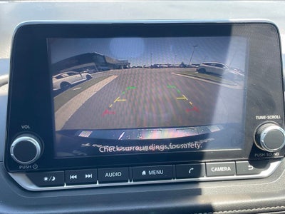 2025 Nissan Rogue SV ONE OWNER / CLEAN CARFAX