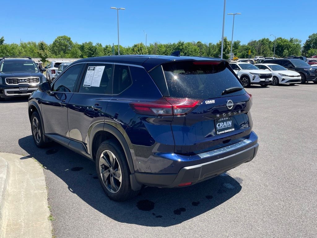2025 Nissan Rogue SV ONE OWNER / CLEAN CARFAX