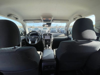 2023 Toyota 4Runner SR5 4X4 / ONE OWNER