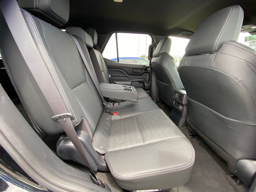 2025 Toyota 4Runner TRD Off-Road Premium ONE OWNER / 4X4 / HEATED SEATS / TOW TECH PACK