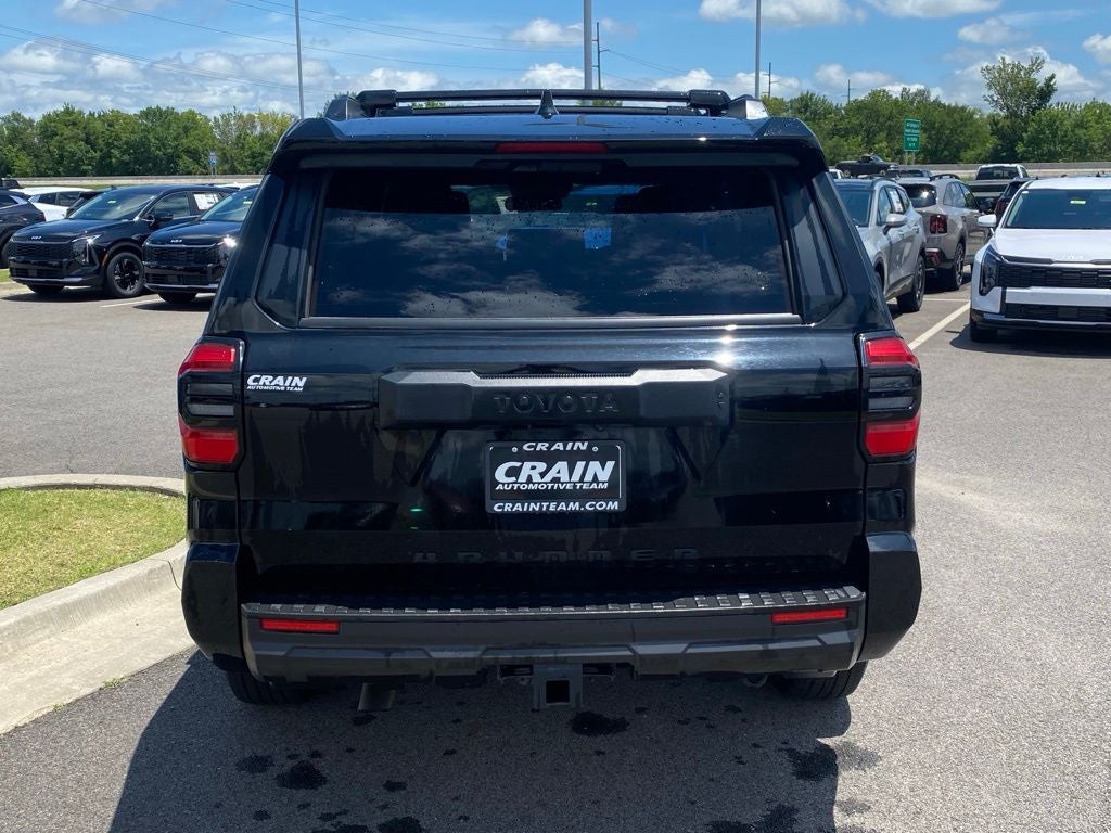 2025 Toyota 4Runner SR5 4X4 / ONE OWNER