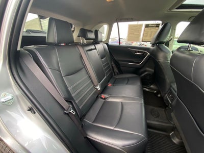 2019 Toyota RAV4 Limited AWD / LEATHER / SUNROOF