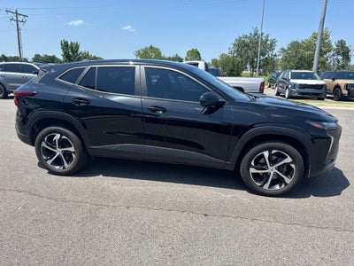 2024 Chevrolet Trax 1RS ONE OWNER / HEATED SEATS