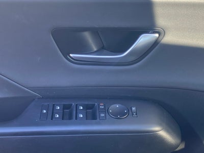 2025 Hyundai Kona Limited MOONROOF / HEATED SEATS / NAV