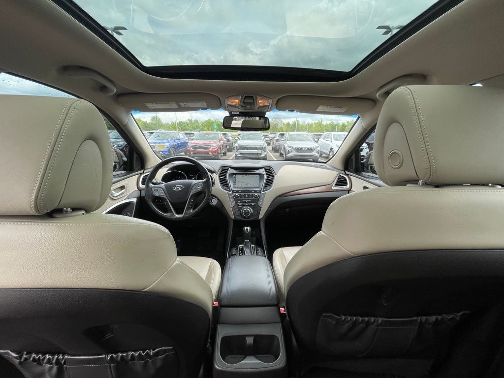 2017 Hyundai Santa Fe Limited Ultimate AWD / MOONROOF / HEATED SEATS