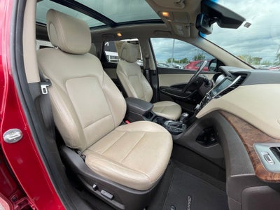 2017 Hyundai Santa Fe Limited Ultimate AWD / MOONROOF / HEATED SEATS