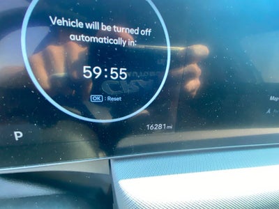 2025 Hyundai Sonata Hybrid Limited MOONROOF / NAV / ONE OWNER / HEATED SEATS