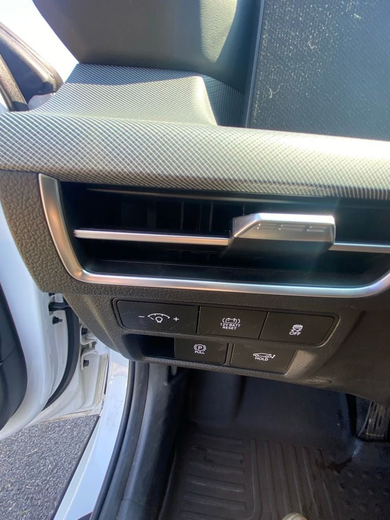 2025 Hyundai Sonata Hybrid Limited MOONROOF / NAV / ONE OWNER / HEATED SEATS