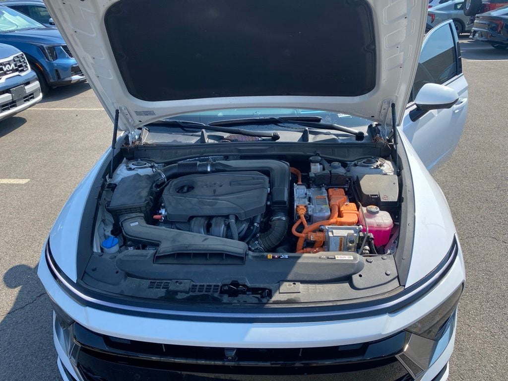2025 Hyundai Sonata Hybrid Limited MOONROOF / NAV / ONE OWNER / HEATED SEATS
