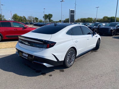 2025 Hyundai Sonata Hybrid Limited MOONROOF / NAV / ONE OWNER / HEATED SEATS