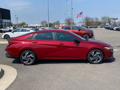 2025 Hyundai Elantra SEL Sport CLEAN CARFAX / ONE OWNER