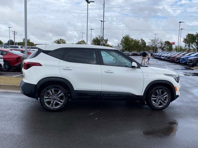 2021 Kia Seltos LX AWD / ONE OWNER / CLEAN CARFAX