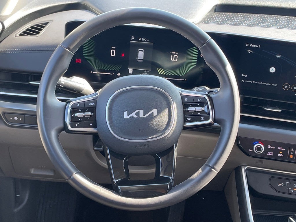 2025 Kia Carnival LXS LEATHER / HEATED SEATS / NAV