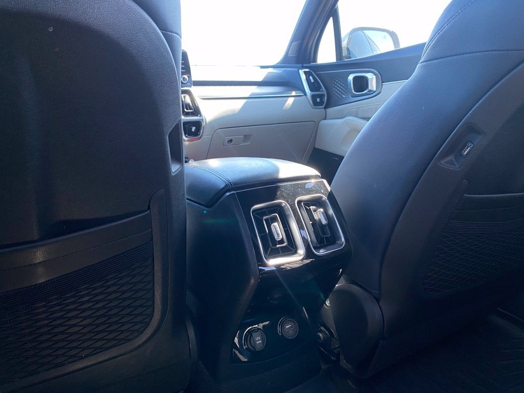 2022 Kia Sorento Plug-In Hybrid SX Prestige AWD / HEATED SEATS / LEATHER / NAV / 3RD ROW