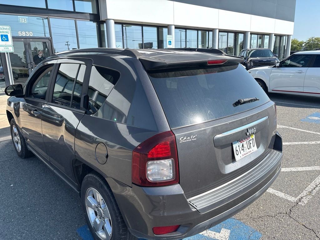 2015 Jeep Compass Base