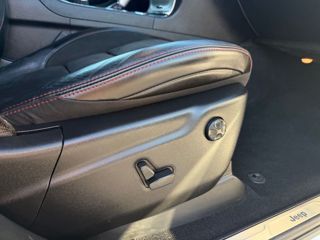 2021 Jeep Grand Cherokee Trailhawk