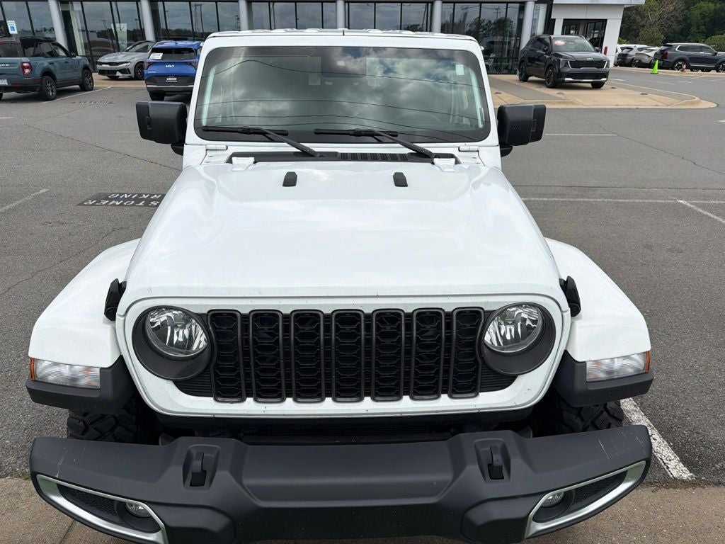 2025 Jeep Gladiator High Tide