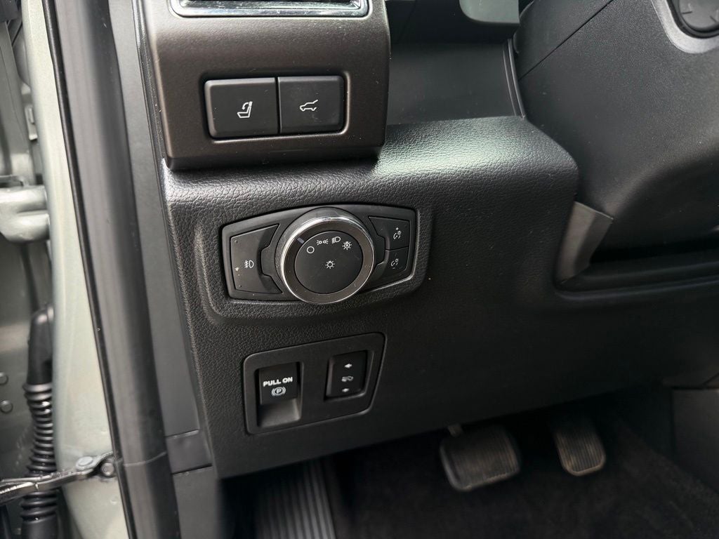 2019 Ford Expedition Limited *Pano Roof