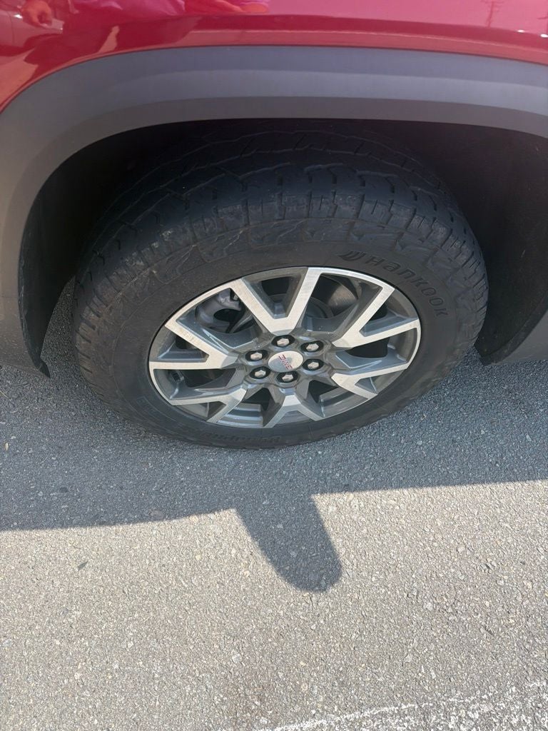 2022 GMC Acadia SLE