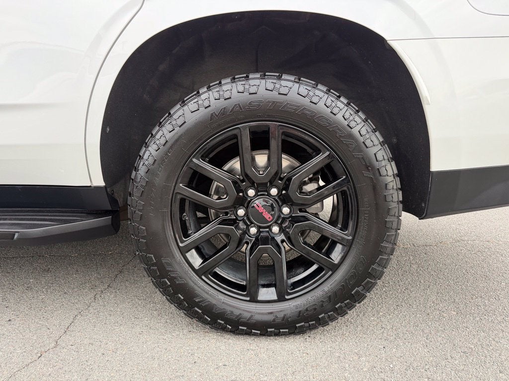 2023 GMC Yukon AT4