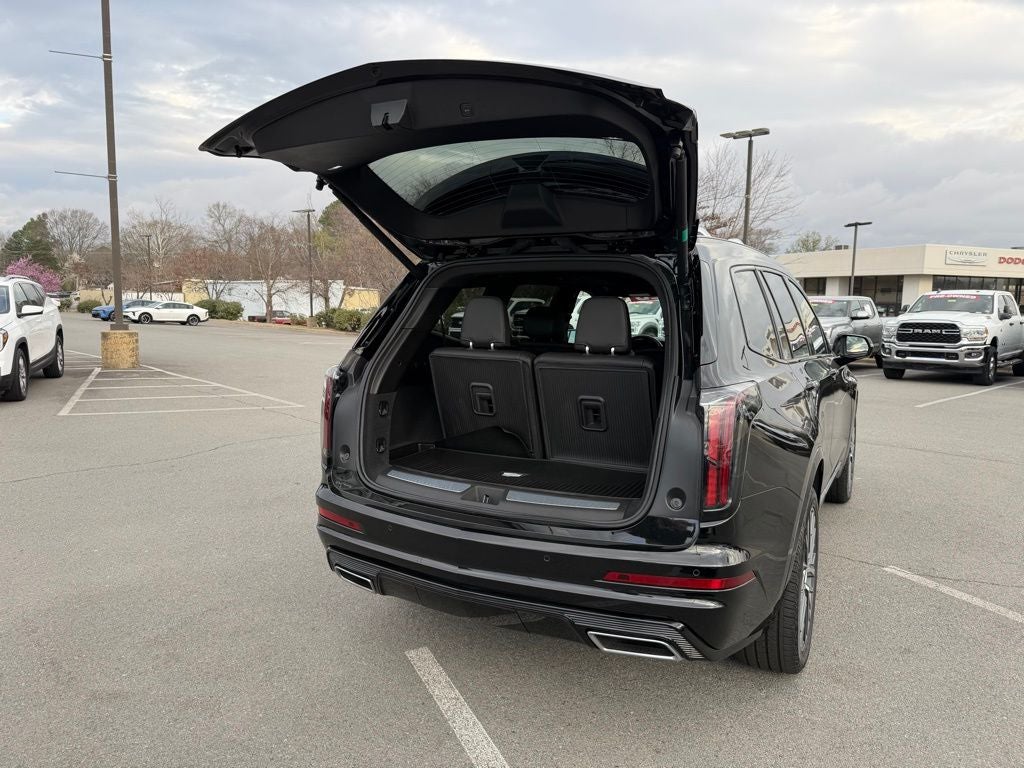 2025 Cadillac XT6 Sport