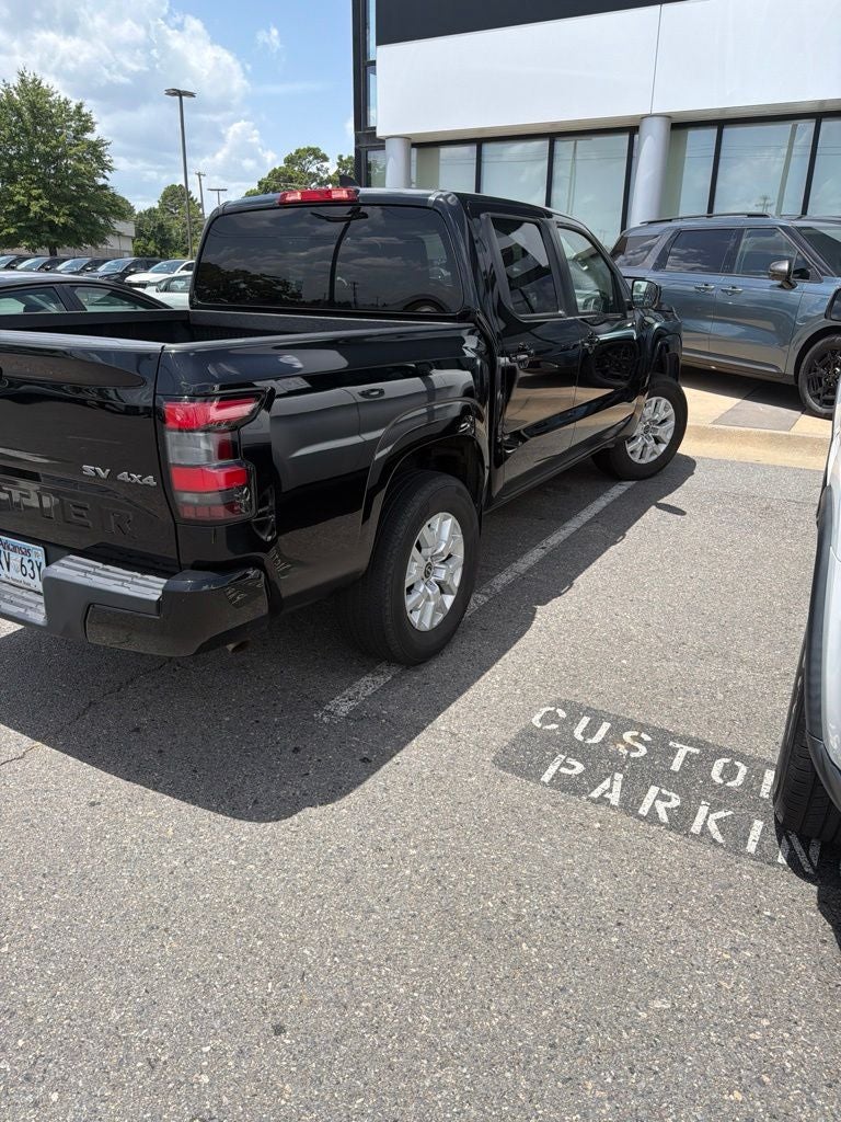 2023 Nissan Frontier SV