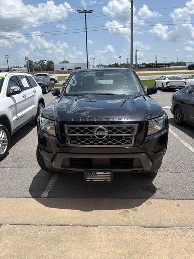 2023 Nissan Frontier SV