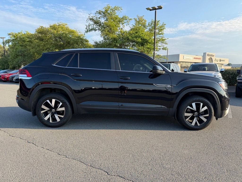 2023 Volkswagen Atlas Cross Sport 2.0T SE