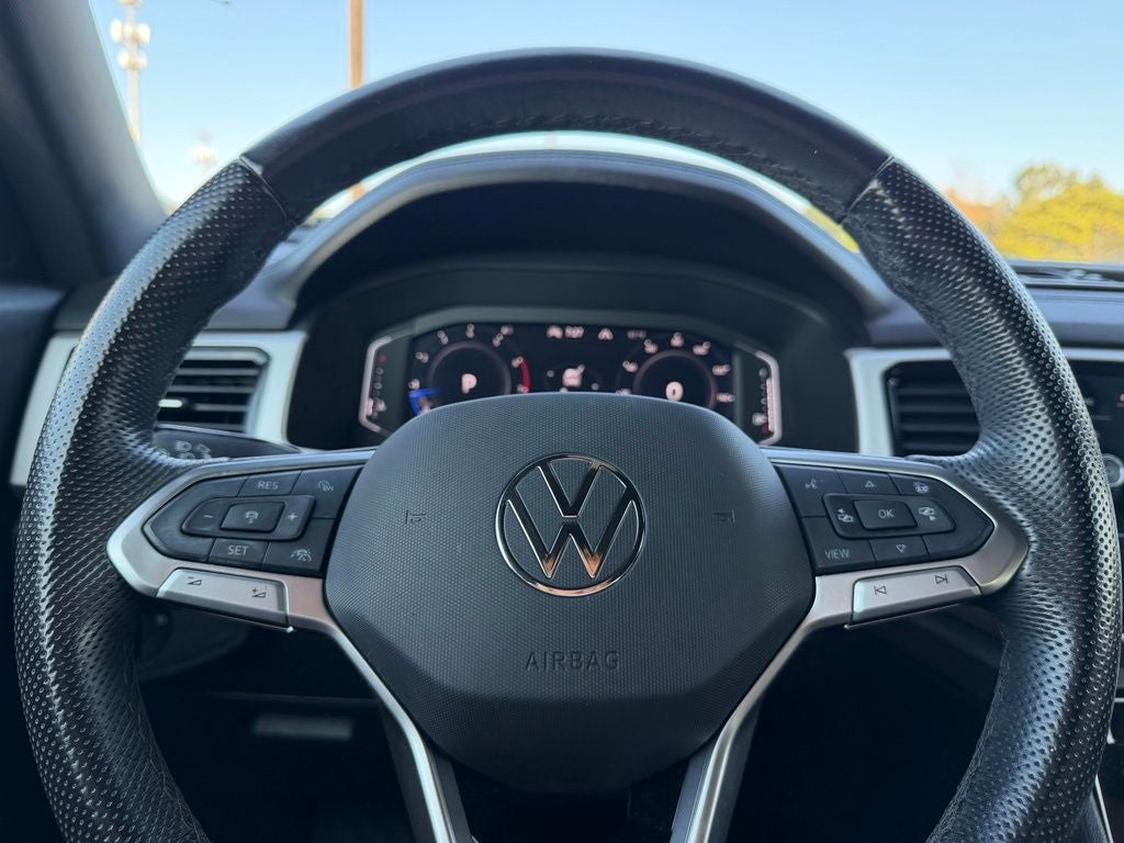 2023 Volkswagen Atlas Cross Sport 3.6L V6 SEL Premium R-Line