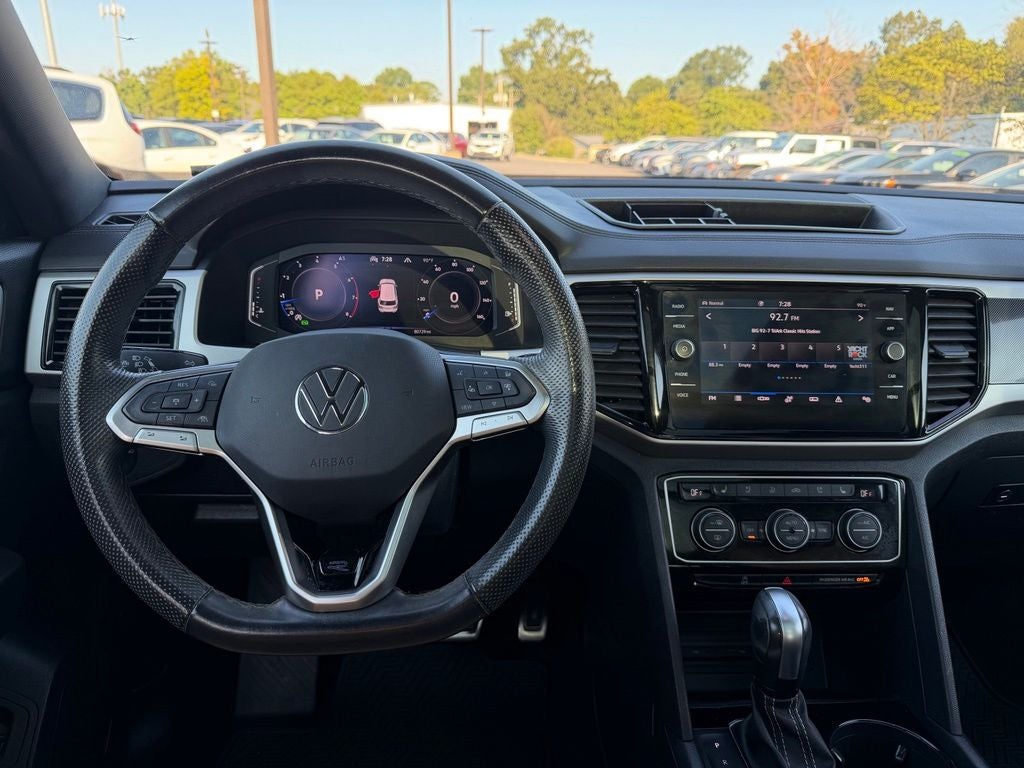 2023 Volkswagen Atlas Cross Sport 3.6L V6 SEL Premium R-Line