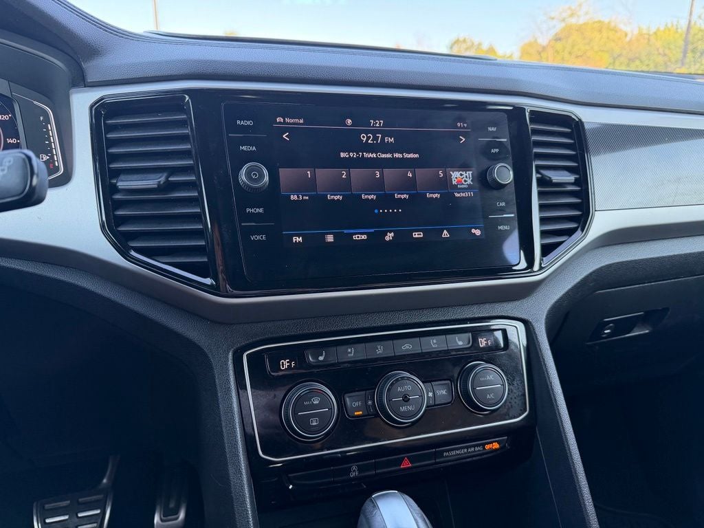 2023 Volkswagen Atlas Cross Sport 3.6L V6 SEL Premium R-Line