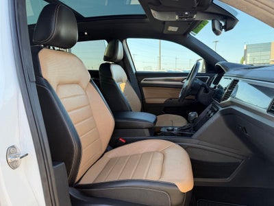 2023 Volkswagen Atlas Cross Sport 3.6L V6 SEL Premium R-Line