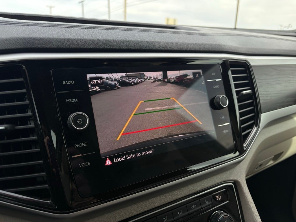 2023 Volkswagen Atlas 3.6L V6 SE w/Technology