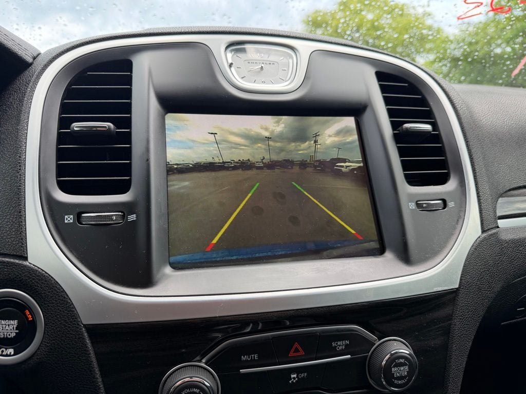 2022 Chrysler 300 Touring
