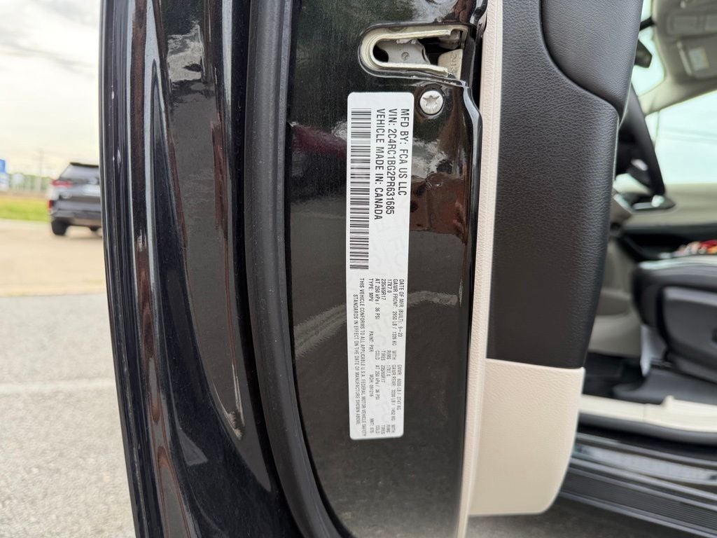 2023 Chrysler Pacifica Touring L