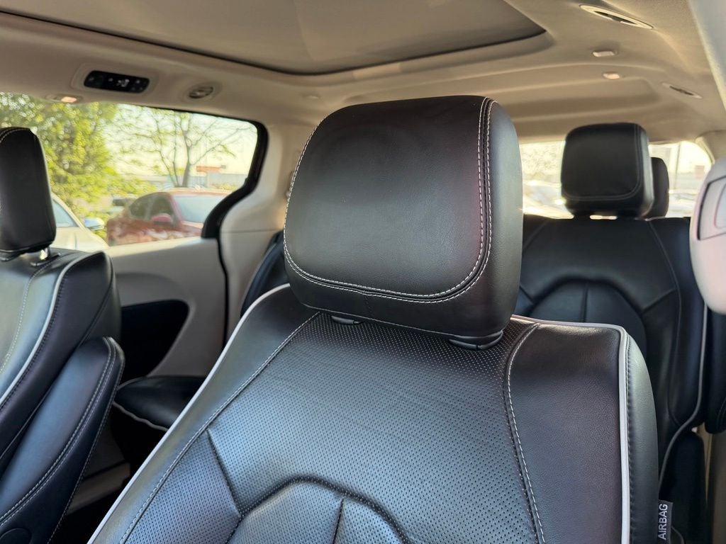 2023 Chrysler Pacifica Hybrid Limited