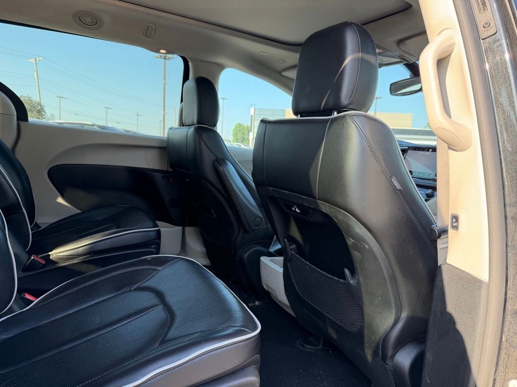 2023 Chrysler Pacifica Hybrid Limited