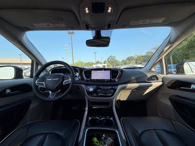 2023 Chrysler Pacifica Hybrid Limited