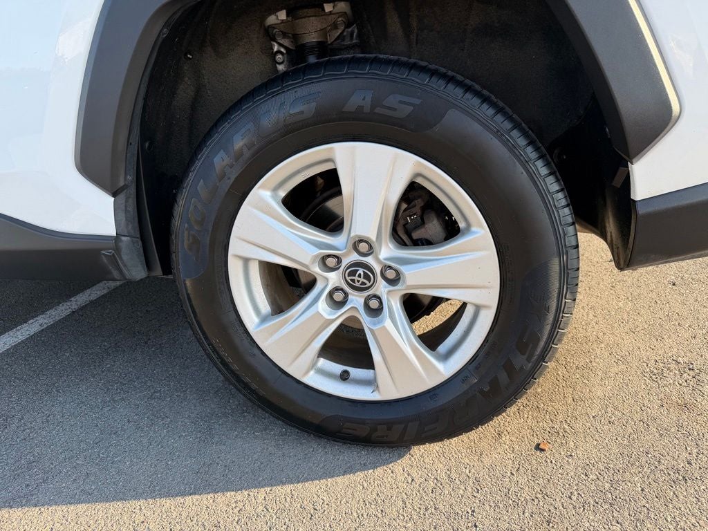 2020 Toyota RAV4 XLE