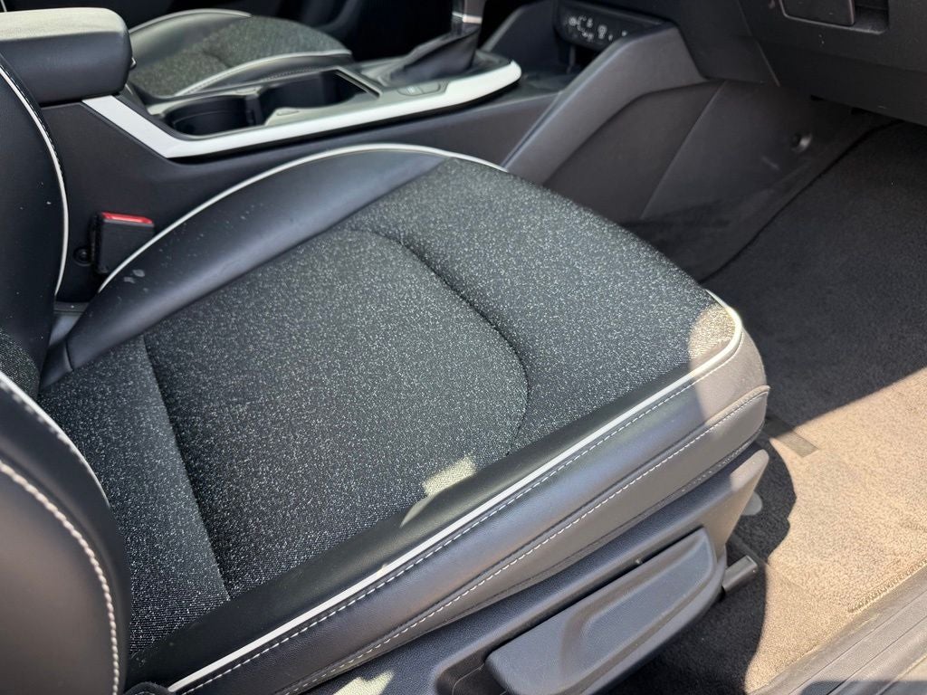 2025 Kia K4 GT-Line *Certified Pre-Owned/SunRoof Pkg