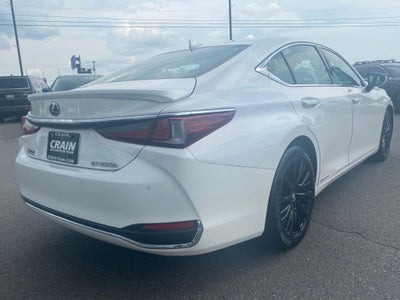 2021 Lexus ES 300h