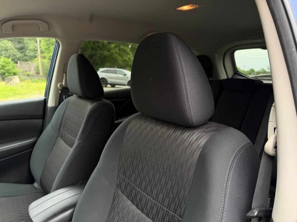 2019 Nissan Rogue S