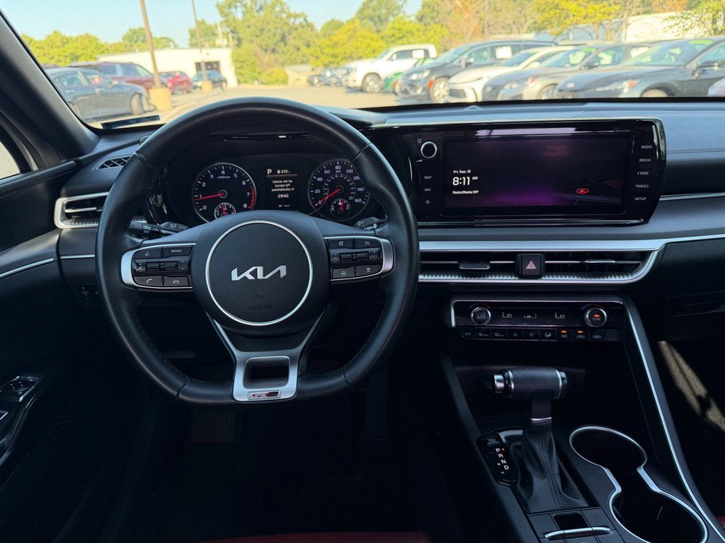 2022 Kia K5 GT-Line *Red Interior Pkg/ Premium Pkg/ Pano Roof