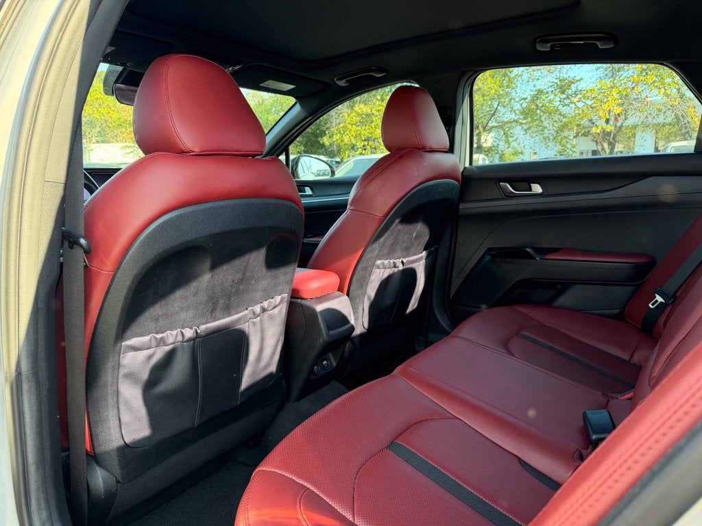2022 Kia K5 GT-Line *Red Interior Pkg/ Premium Pkg/ Pano Roof
